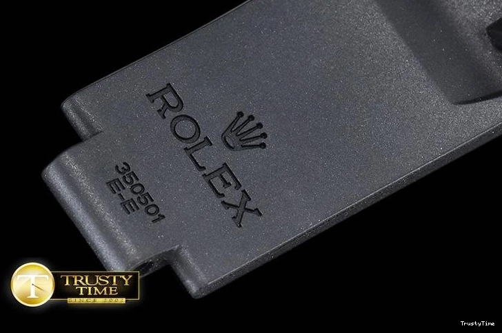 1022 ROLYM101A – YachtMaster Seasonal 1066